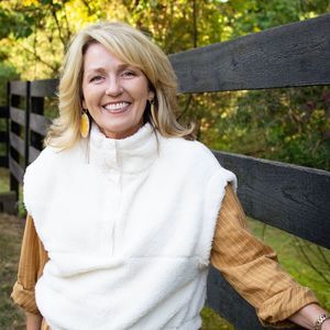 Meet your Posher, Tomara